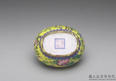 图片[3]-Copper-body water container with painted enamel decor, Qing dynasty, Yongzheng reign (1722-1735)-China Archive